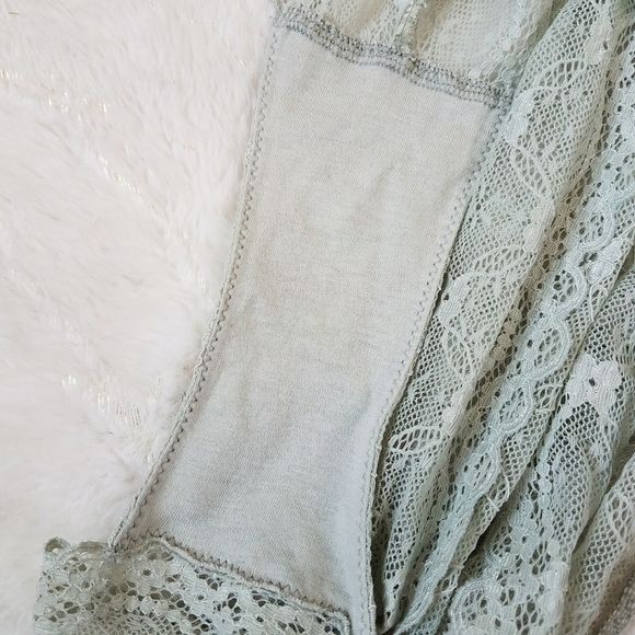 Intimissmi Lace Bra Set - Picture 6 of 10